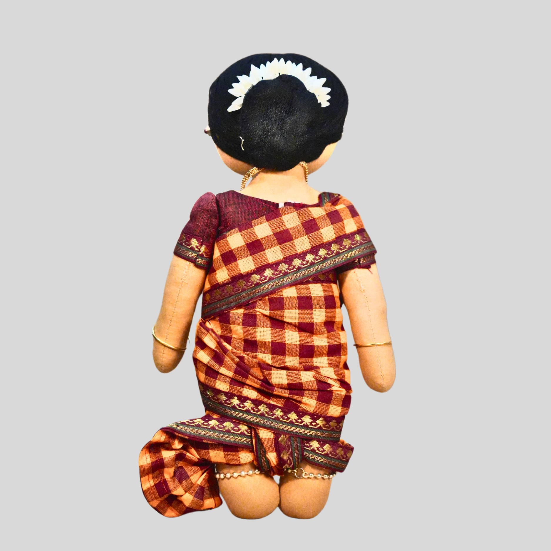 AMBUJAM MAAMI (Madisar) - Traditional Tamil Brahmin Handmade Fabric Doll