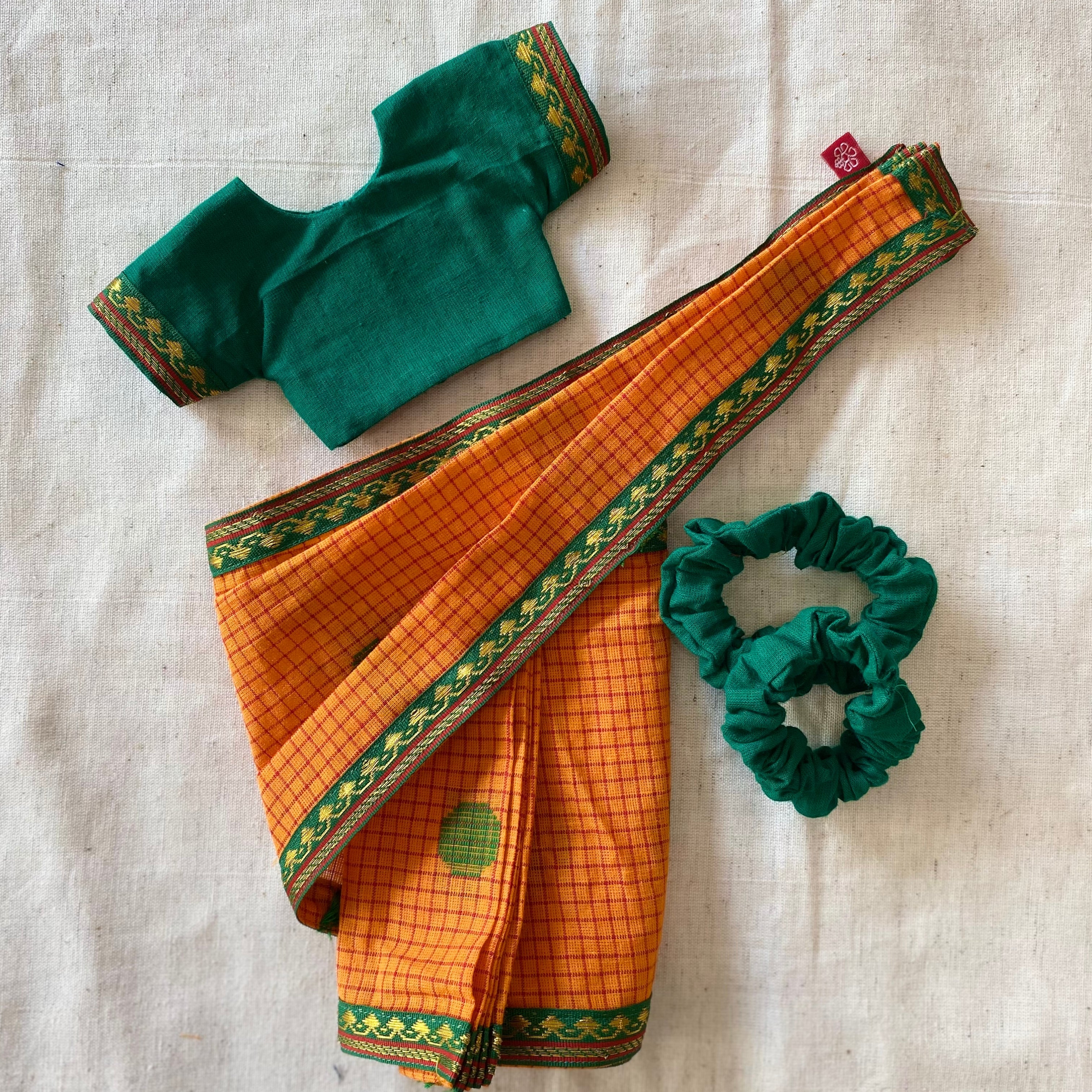 Girl Doll outfits - Festive